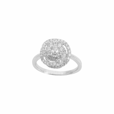 Bague en or blanc et tourbillon de diamants de 0.65ct