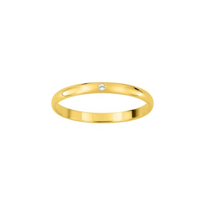 Alliance classique demi-jonc en or jaune et diamant 0.01ct 