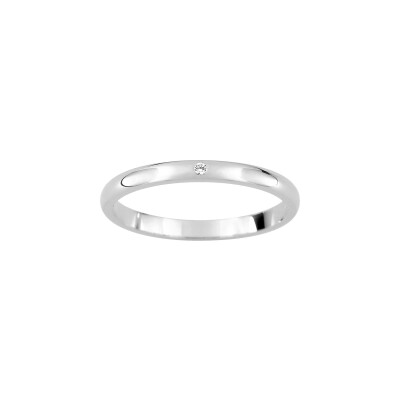 Alliance classique demi-jonc confort en or blanc et diamant 0.01ct 