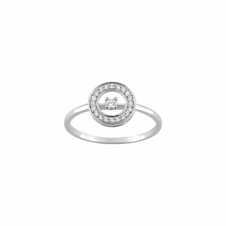 Bague en argent et oxydes de zirconium