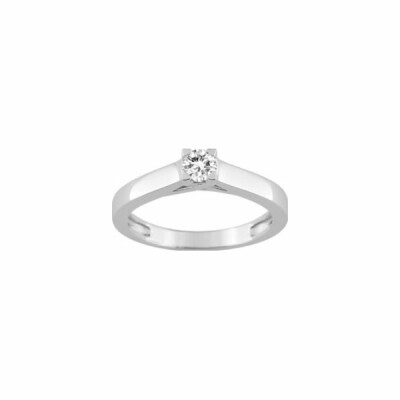 Bague en or blanc et diamants de 0.24ct