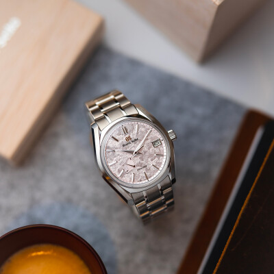 Montre Grand Seiko Heritage Shunbun SBGA413