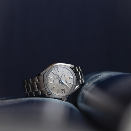 Grand Seiko Heritage SBGA415 watch