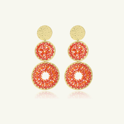 Boucles d'oreilles Sàntibé Bijoux Sévillana en laiton, métal doré et perles corail