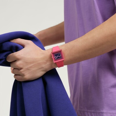 Montre Swatch Essentials Squarely Berry