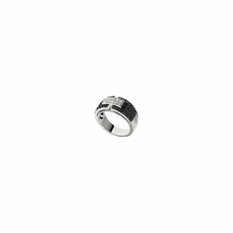 Bague So Shocking Capricieuse en or blanc et diamants noirs et blancs 1.33ct