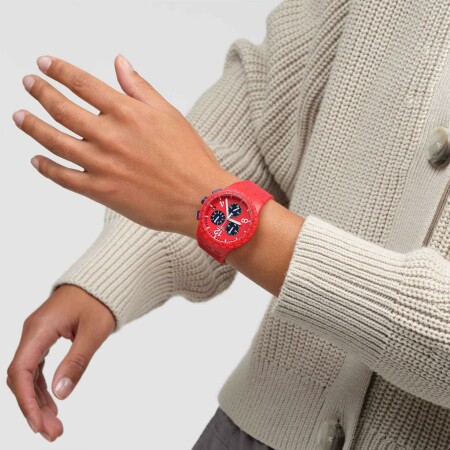 Montre Swatch Essentials Primarily Red SUSR407