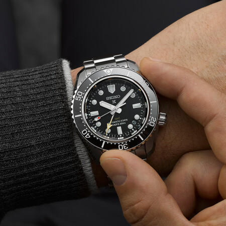 Montre Seiko Prospex Automatique Diver's 200M "Dark Depths" GMT SPB383J1