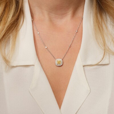 Collier Spring en or blanc, diamant jaune et entourage diamants