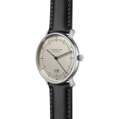 Montre Sternglas Naos Big Date S01-NAG26-BR02