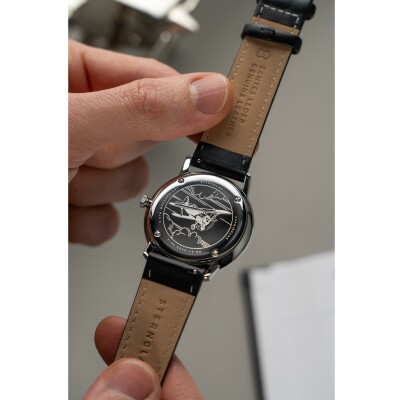 Montre Sternglas Naos Edition S01-NAH01-EB08