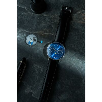 Montre Sternglas Naos Moonphase S01-NM06-BR02