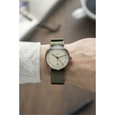 Montre Sternglas Naos S02-NA42-FI05