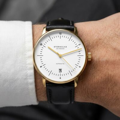 Montre Sternglas Naos S02-NAE02-BR04