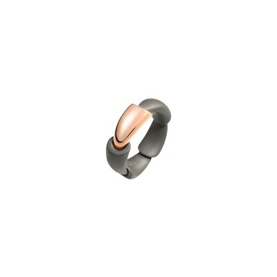 Bague Vhernier Calla Media en or rose et titane