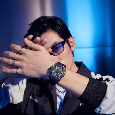 Montre Tsar Bomba Elemental Collection TB8207CF01