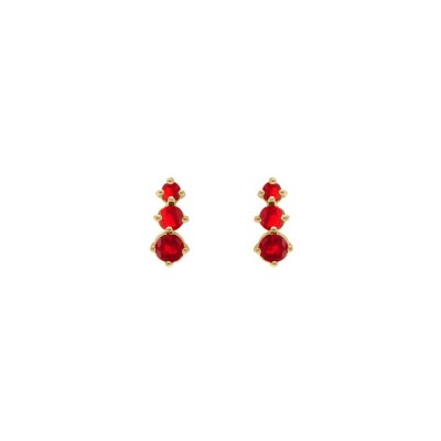 Boucles d'oreilles tige plaqué or 3 oxydes rouge