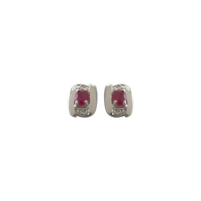 Boucles d'oreilles en or blanc, rubis et diamants 0.02ct