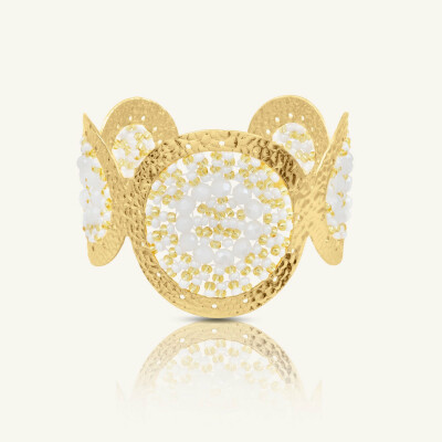 Manchette Sàntibé Bijoux Ushuaia en laiton, métal doré et perles blanc doré