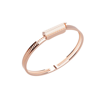 Bracelet Unknow Brand Love Affair en or rose et diamants