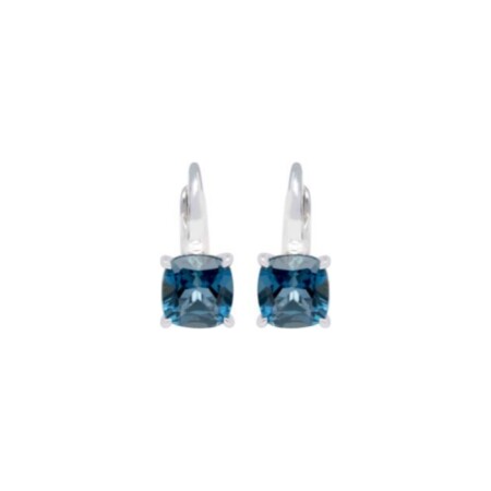 Boucles d'oreilles Gringoire Joaillerie en or blanc et topaze bleue