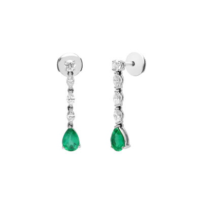 Boucles d'oreilles Absolu en or blanc, émeraude et diamants