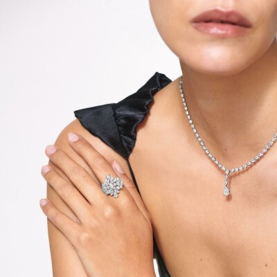 Collier Versailles en or blanc et diamants