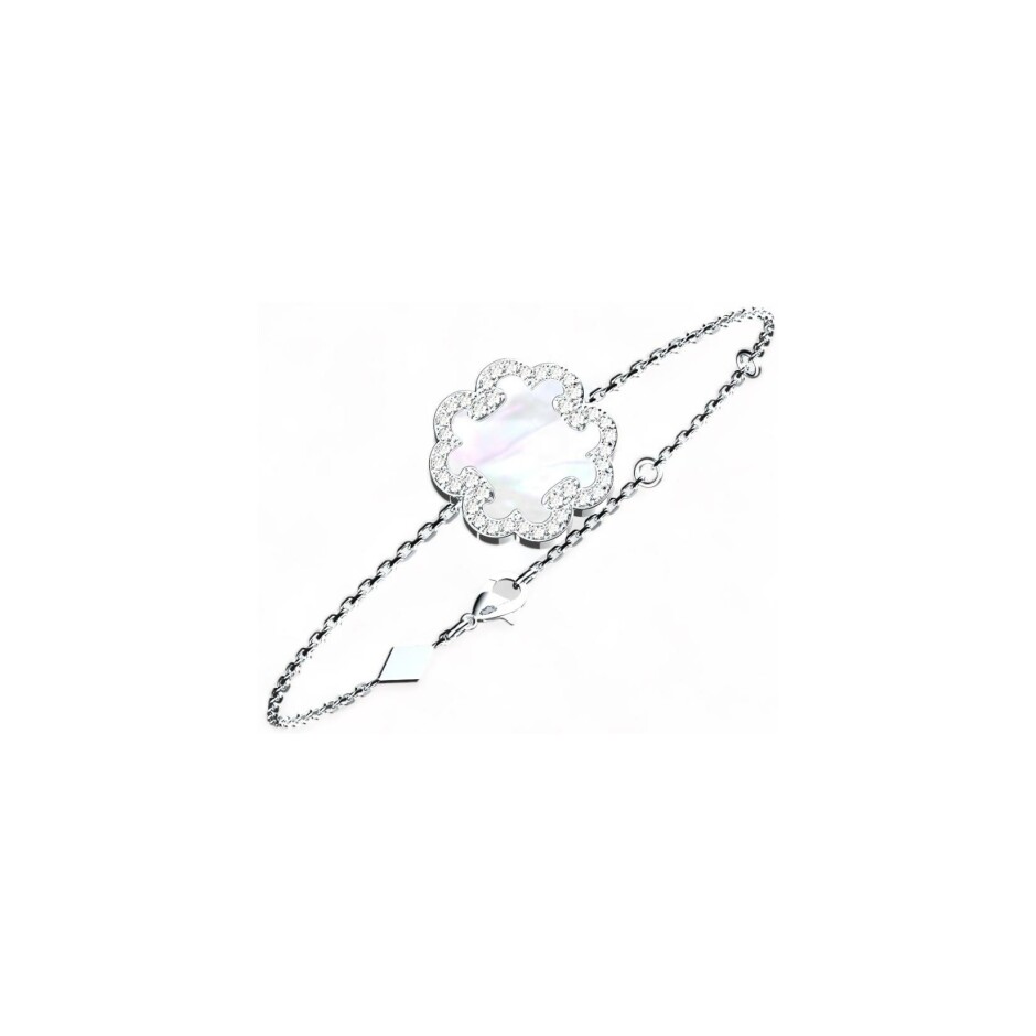 Bracelet A-J Aubert Volutes en or blanc, diamants et nacre