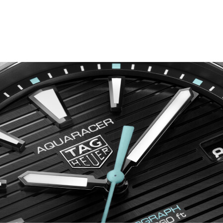 TAG Heuer Aquaracer Professional 200 Solargraph watch