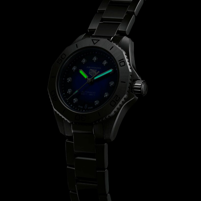 TAG Heuer Aquaracer Professional 200 30mm Automatic watch