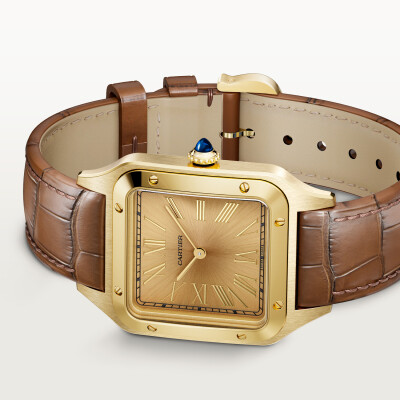 Montre Santos-Dumont de Cartier Modèle extra-large, mouvement mécanique manuel, or jaune, cuir