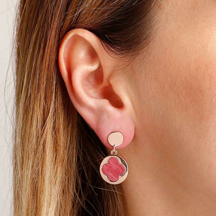 Boucles d'oreilles pendantes Bronzallure Alba Trèfle à quatre feuilles en plaqué or rose et quartzite rouge