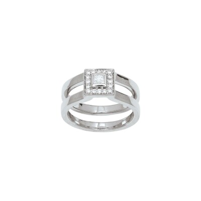 Bague en or blanc et diamants, taille 54