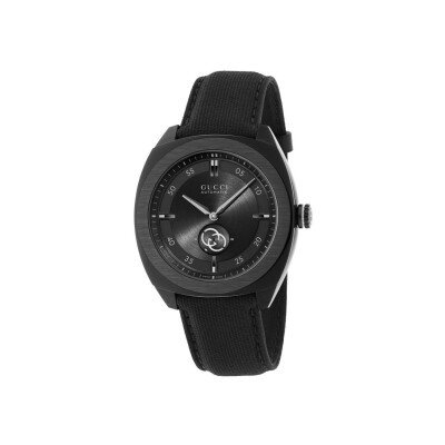 Montre Gucci Interlocking YA142330