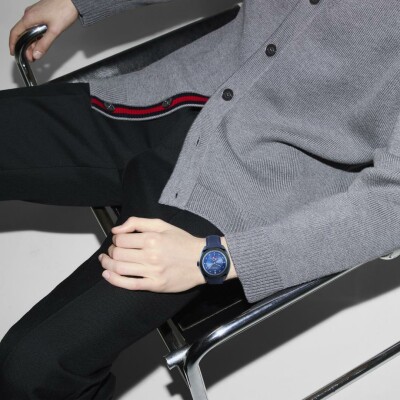 Montre Gucci Interlocking YA142331