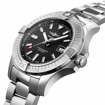 Breitling Avenger Automatic 43 watch