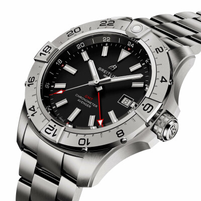 Breitling Avenger Automatic GMT 44 watch