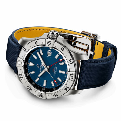 Montre Breitling Avenger Automatic GMT 44