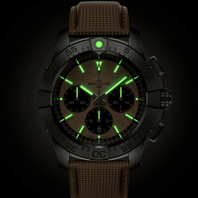 Montre Breitling Avenger B01 Chronograph 44