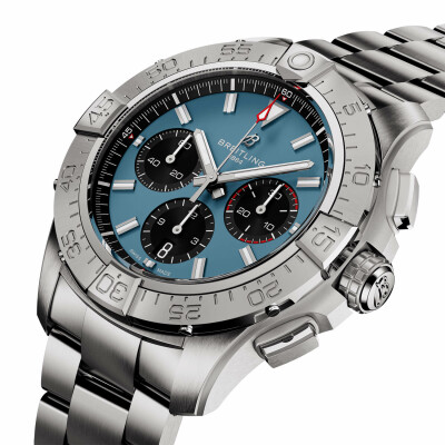 Breitling Avenger B01 Chronograph 44 watch