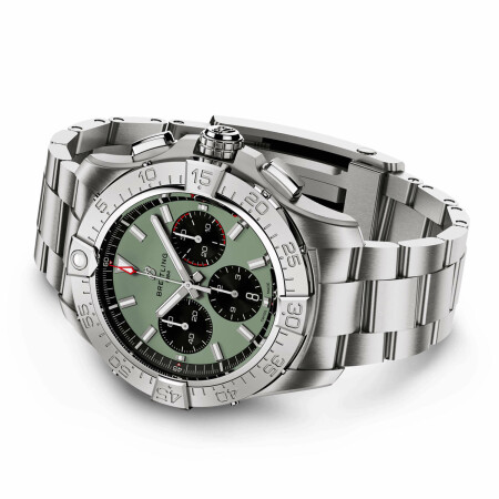 Montre Breitling Avenger B01 Chronograph 44