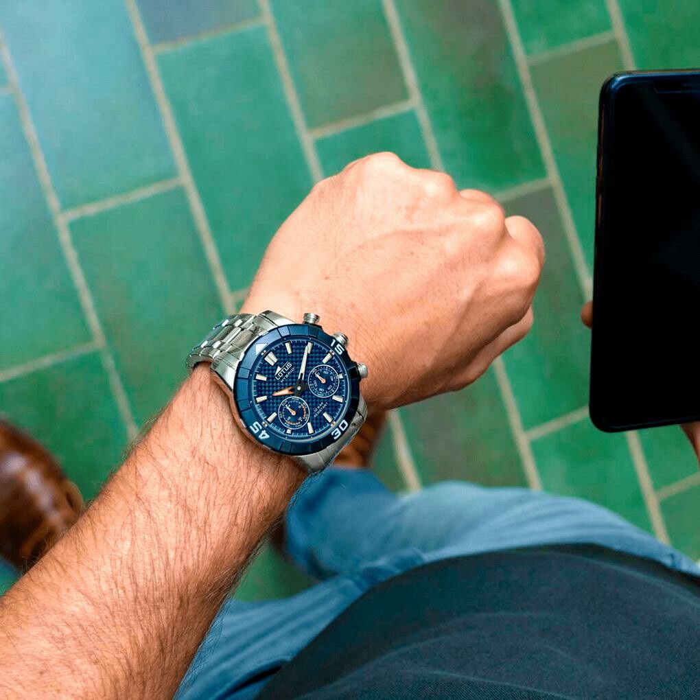 Montre Lotus Connected 18810/3 vue 5