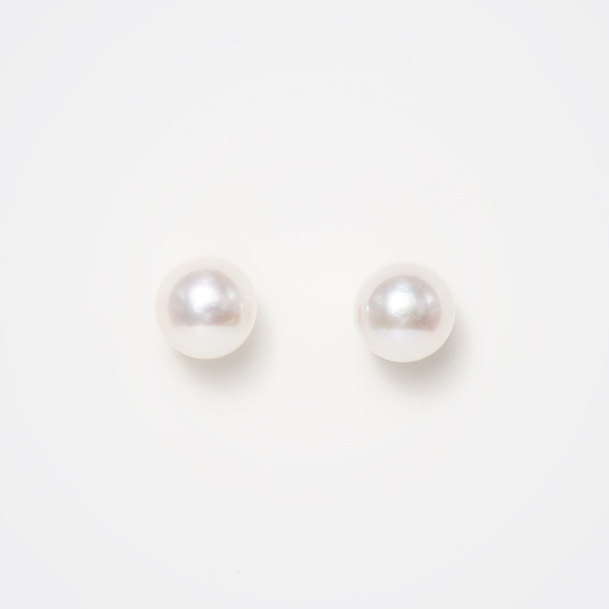 Puces d'oreilles or jaune & perles Akoya  vue 1