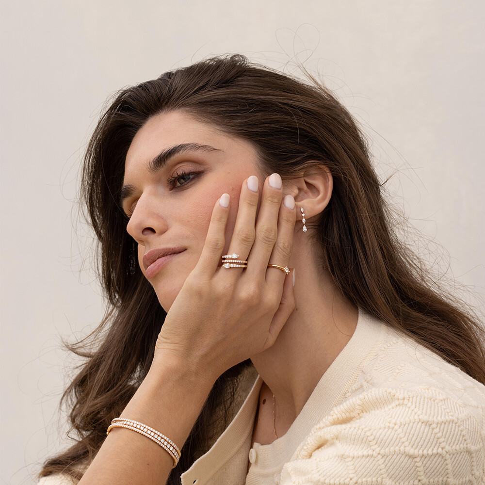 Boucles d'oreilles Frojo en or rose et diamants vue 2