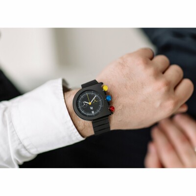 Lip Mach 2000 Chrono watch view 3