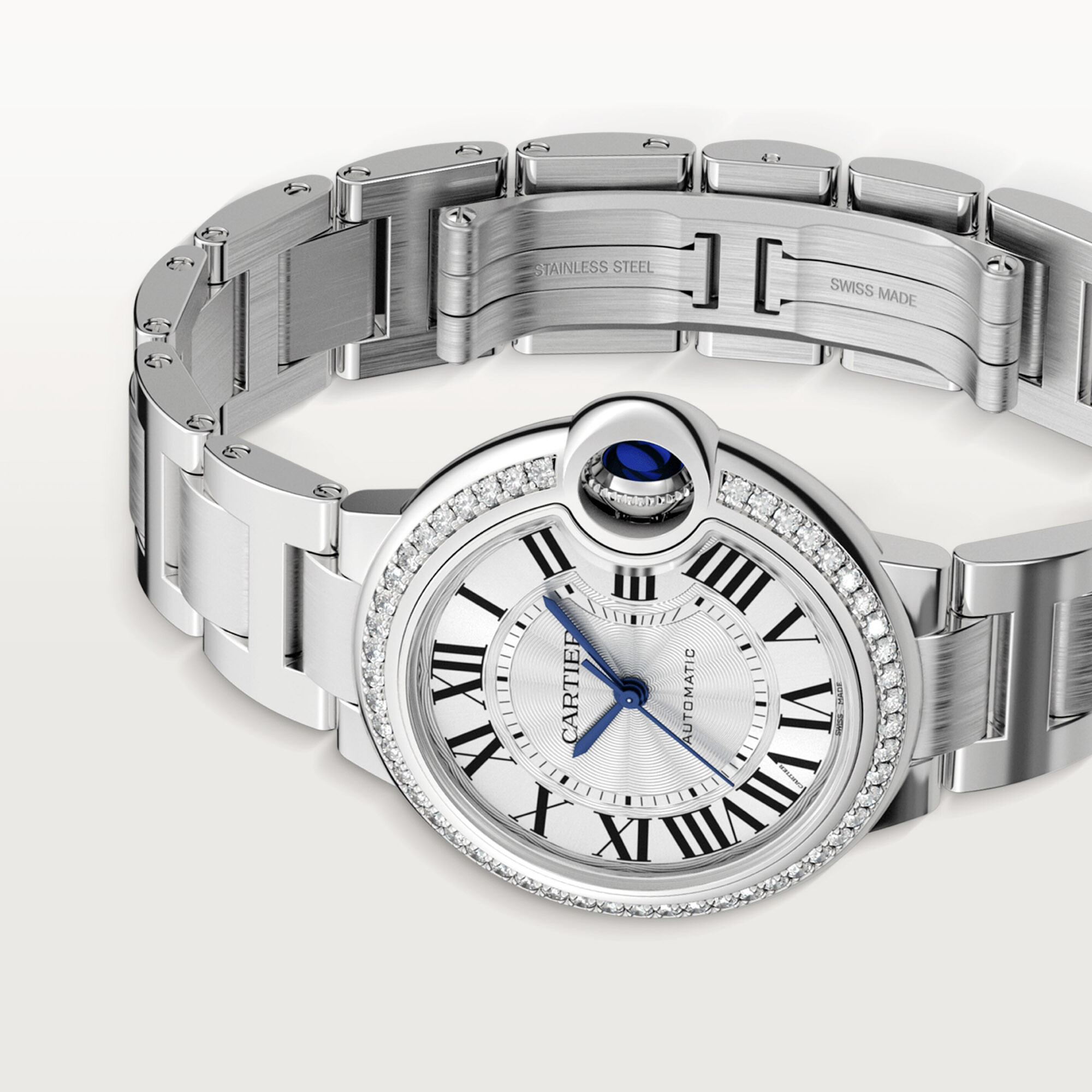 Couronne intégrée dans le boîtier de la montre Ballon Bleu de Cartier
