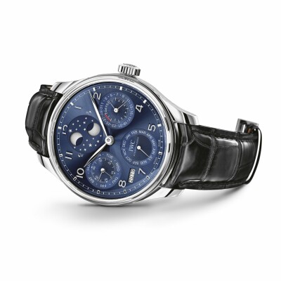 Montre IWC Schaffhausen Portugieser Calendrier Perpétuel vue 3
