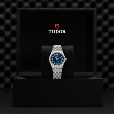 TUDOR Royal 28 mm steel case, blue dial watch view 4