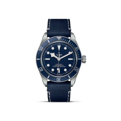 Montre TUDOR Black Bay 58 boîtier en acier 39 mm, bracelet « soft touch » bleu vue 1