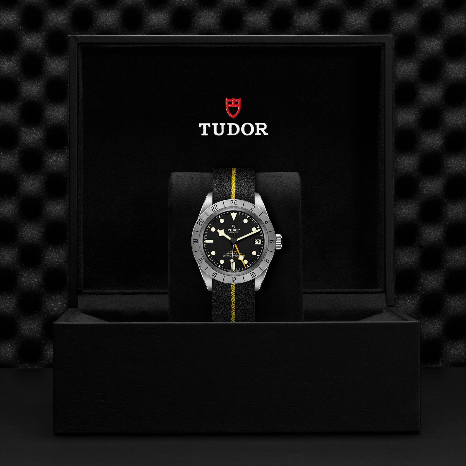 Purchase TUDOR Black Bay Pro watch,39 mm steel case, black fabric strap ...